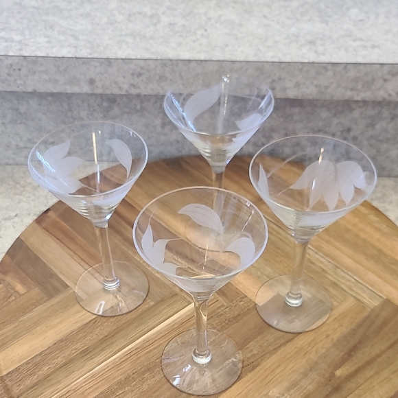 McBride Cameo Other - McBride Cameo Frosted Leaf  Clear Glass Martini Set Of 4
